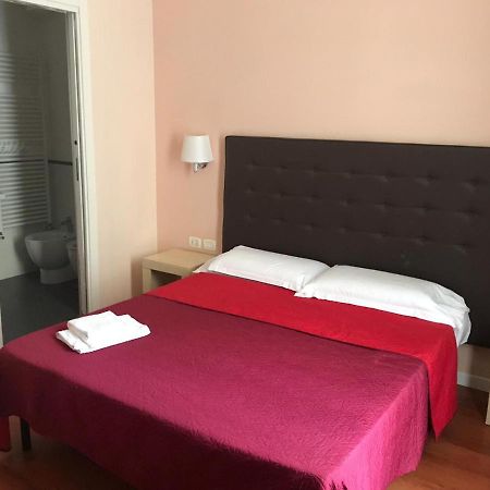 רומא Elle Cavour Guest House מראה חיצוני תמונה