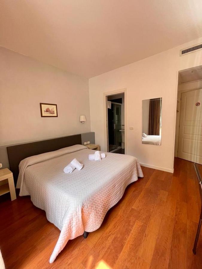 רומא Elle Cavour Guest House מראה חיצוני תמונה