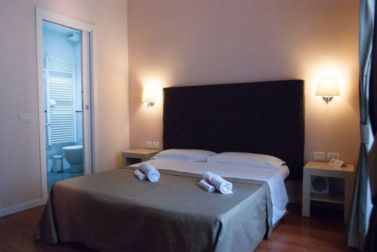 רומא Elle Cavour Guest House מראה חיצוני תמונה